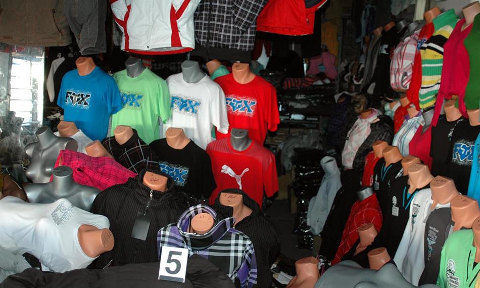 2011-10-5-1210Market cb 1.JPG